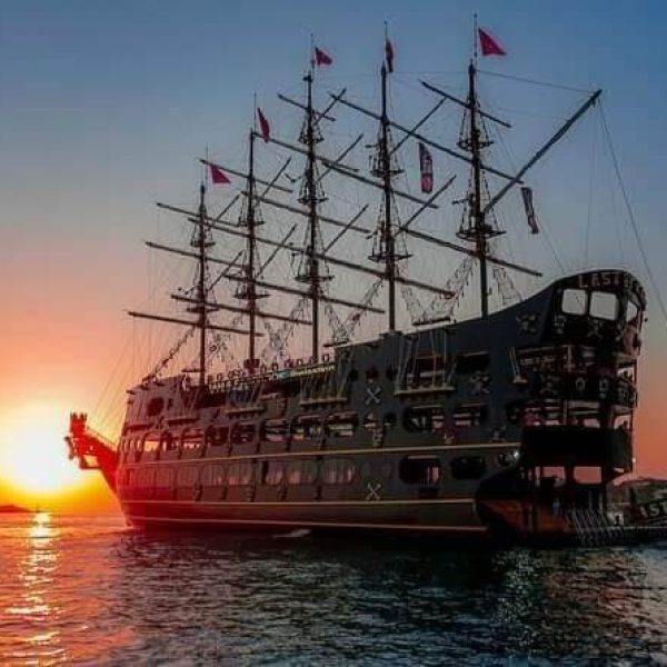 Sunset Boat Tour in Alanya