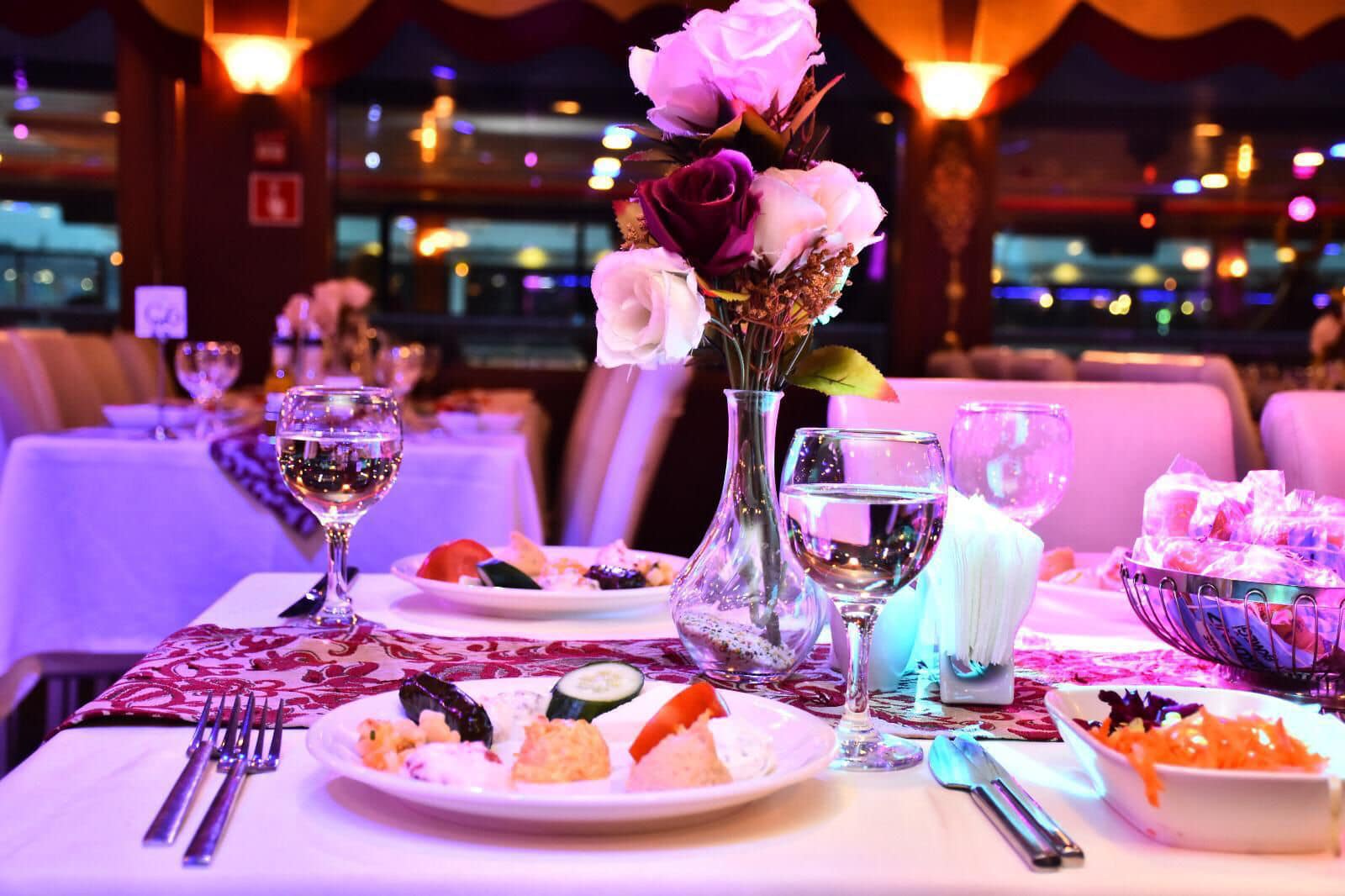 Istanbul Dinner Cruise (Bosphorus Boat Tour & Night Show)