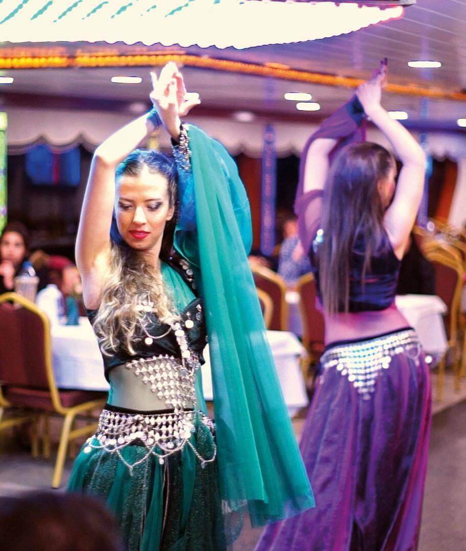 Istanbul Dinner Cruise (Bosphorus Boat Tour & Night Show)